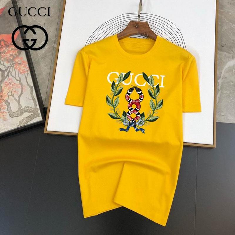 Gucci Men's T-shirts 66